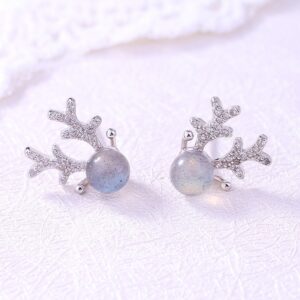 Reindeer Natural Strawberry Crystal Moonstone Earrings ?