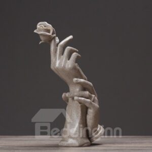 Beholding Roses Women Hands With Roses Love Creative Decoration Holiday Friend Wedding Gifts