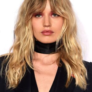 Body Wave Human Hair Lace Front Cap 20 Inches 120% Wigs Heat Resistant Natural Looking Daily Party Wigs Cosplay Wigs with Natural Bangs with Free Wig Cap