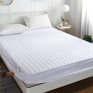 White Polyester Plain Bed Cover / Mattress Cover Simple Style