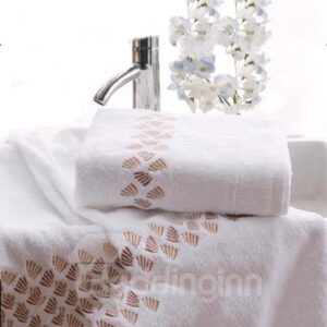 New Arrival White Embroidery Small Hand Print Cotton Bath Towel
