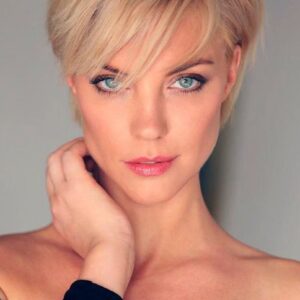 Women's Top Popular Pixie Cut Looks Straight Synthetic Hair Capless 120% Short Wigs